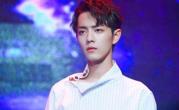 偶像=明星,明星的魅力与影响力解析